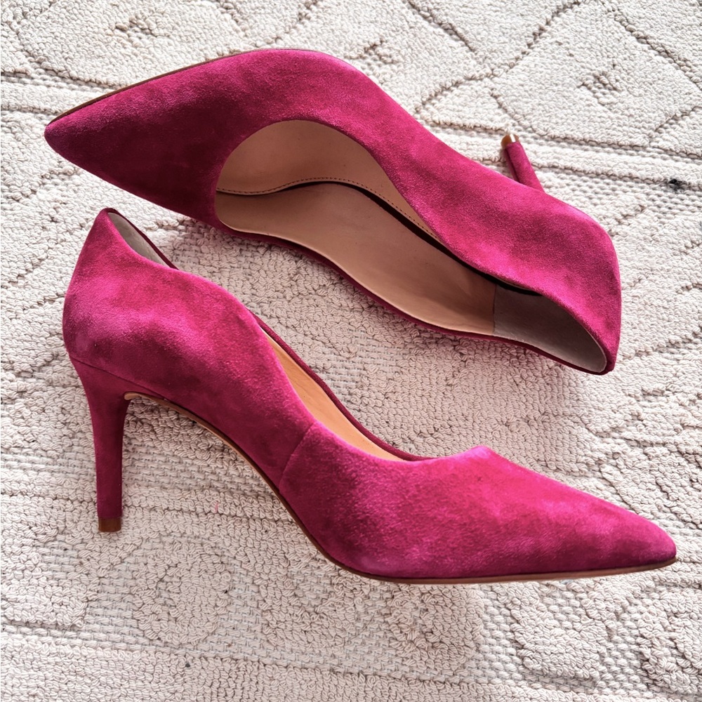 Vince camuto velvet pumps